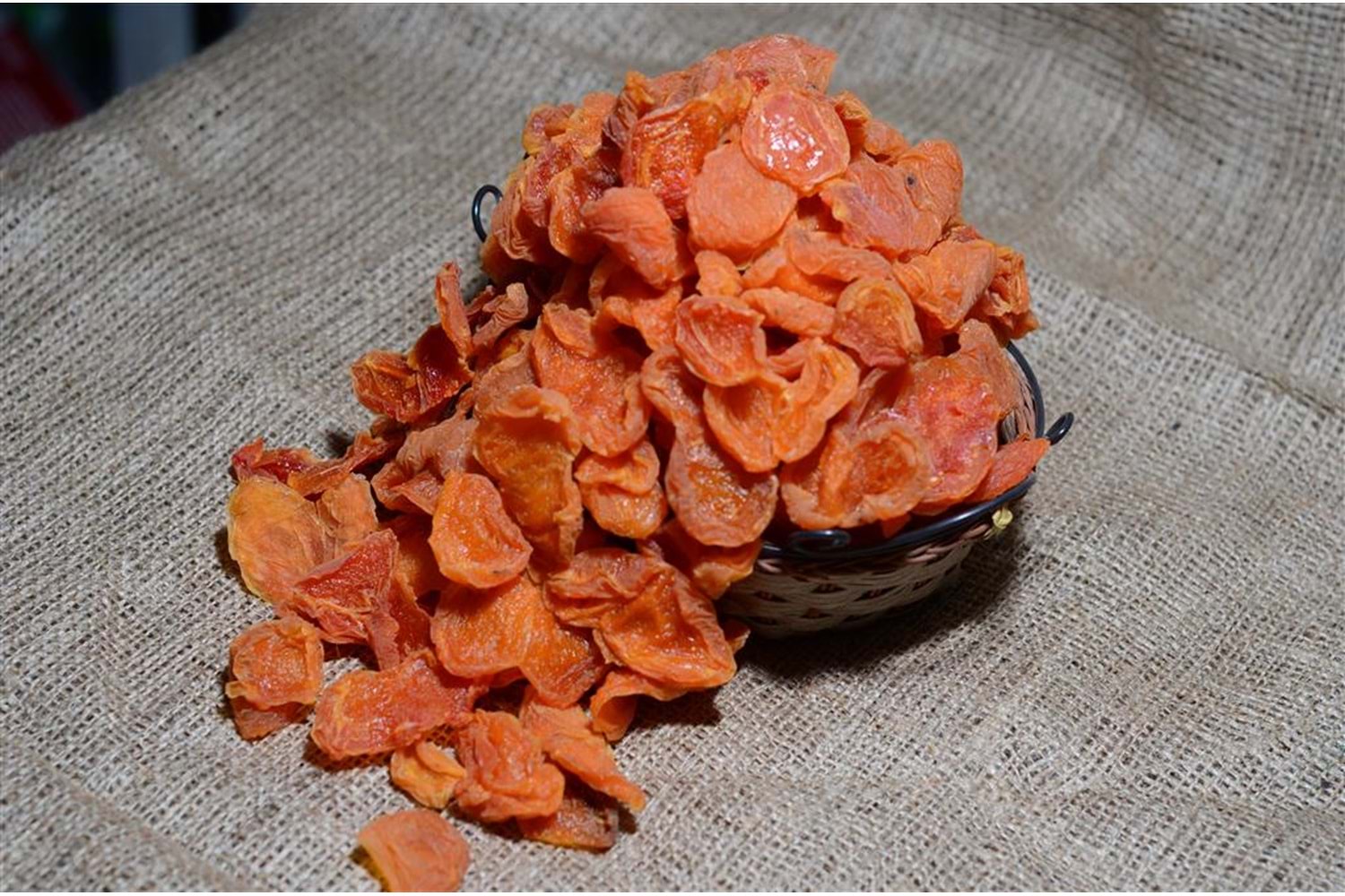 SARI KAYISI KABUĞU EKŞİ